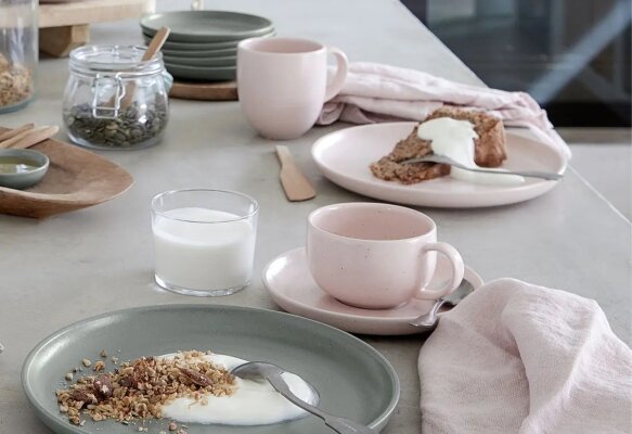 Slow Living im Zuhause – warum bewusste Kaffee-Momente immer wichtiger werden - Slow Living zuhause – Cappuccino, Latte Art &amp; stilvolle Tassen | Orange Decor